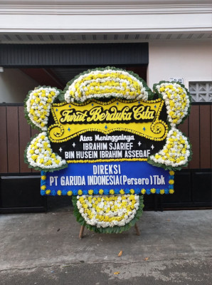 Papan Bunga Duka di Cipadung Kulon